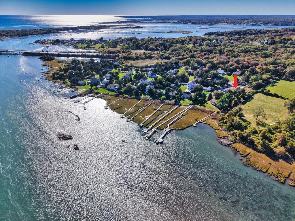 96 Masquesatch Road Westport, MA 02791 - Photo 5 of 28