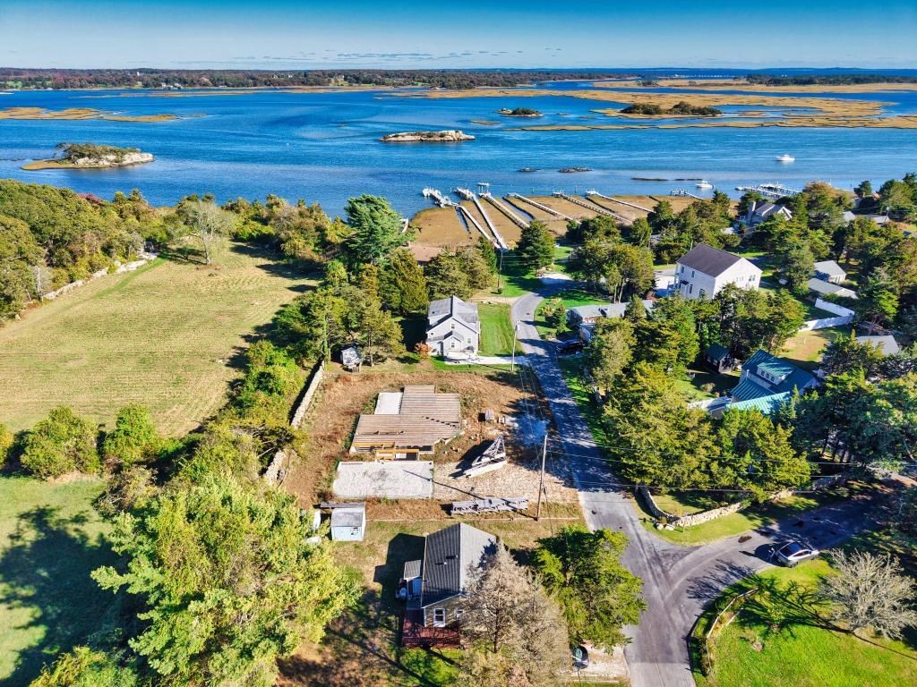 96 Masquesatch Road Westport, MA 02791 - Photo 8 of 28