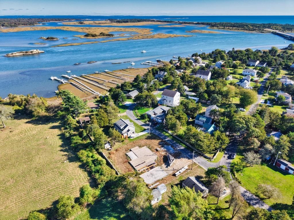 96 Masquesatch Road Westport, MA 02791 - Photo 10 of 28