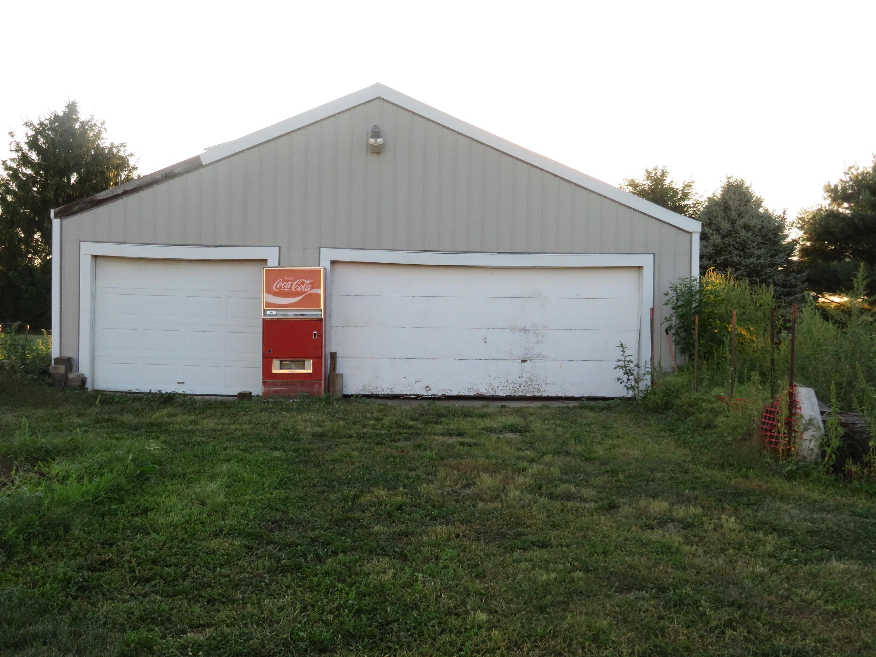 8363 East Edwardsville Road German Valley, IL 61039 - Photo 4 of 53 Gallery Image 4