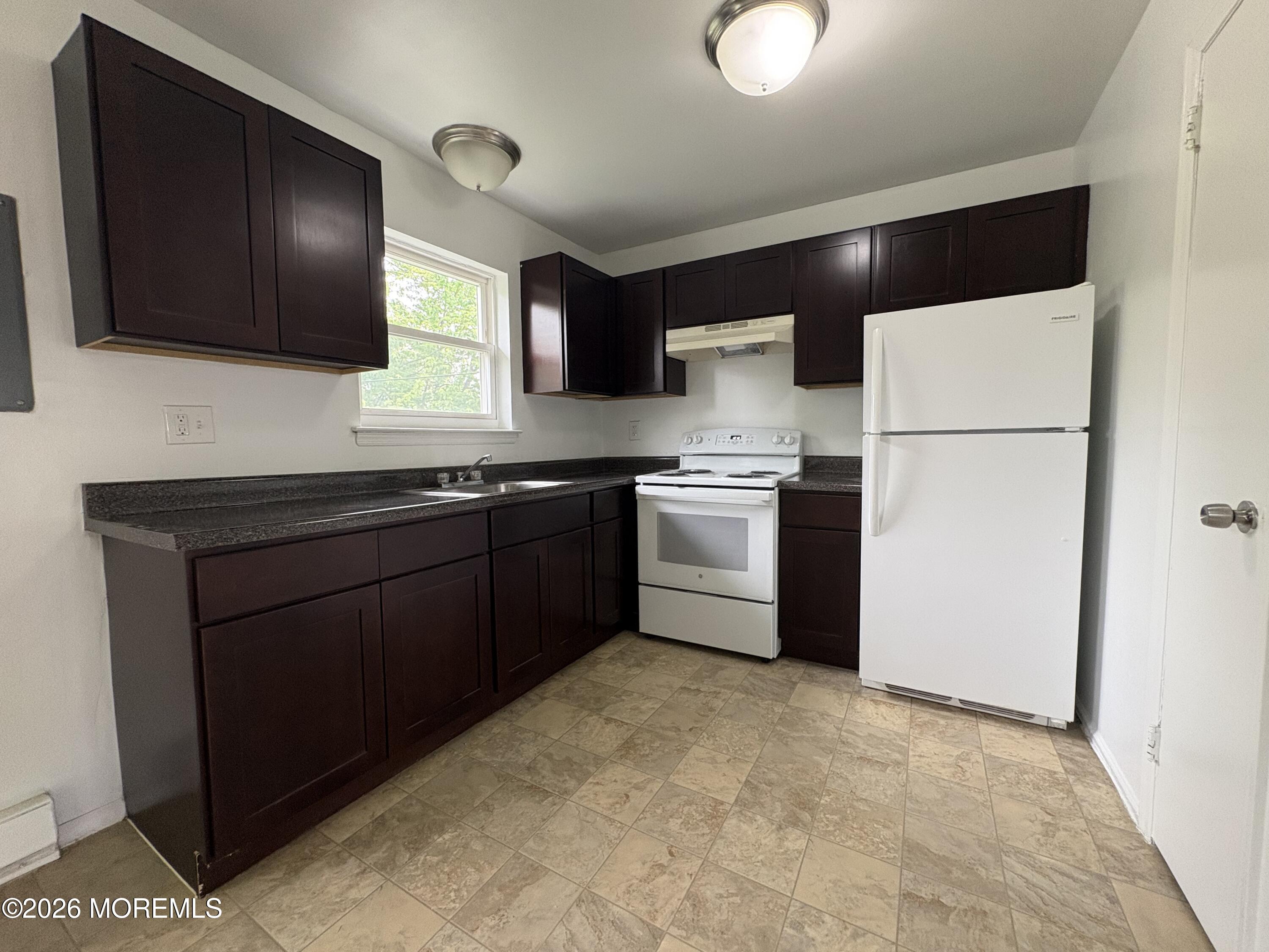 28 Spring Terrace Freehold, NJ 07728 - Photo 1 of 11 IMG_4794
