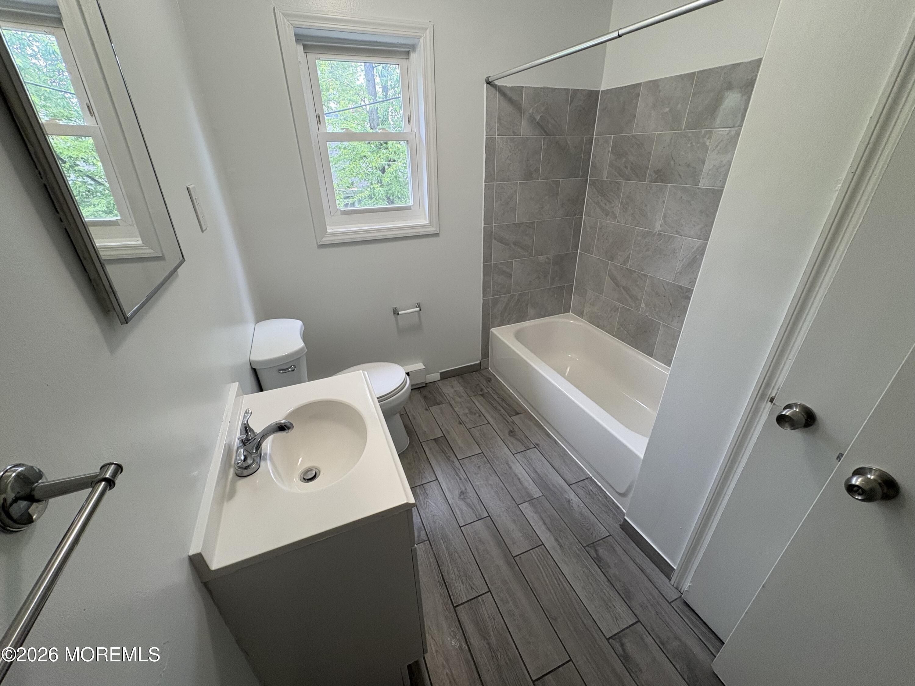 28 Spring Terrace Freehold, NJ 07728 - Photo 7 of 11 IMG_4798