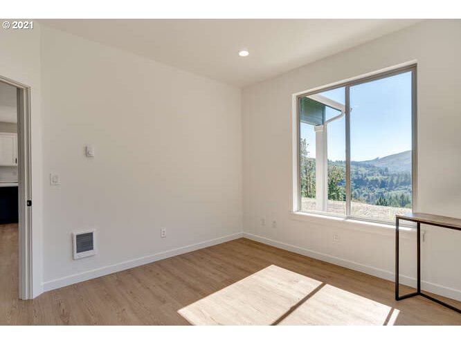 5605 Lewis River Road Ariel, WA 98603 - Photo 17 of 32 Gallery Image 17
