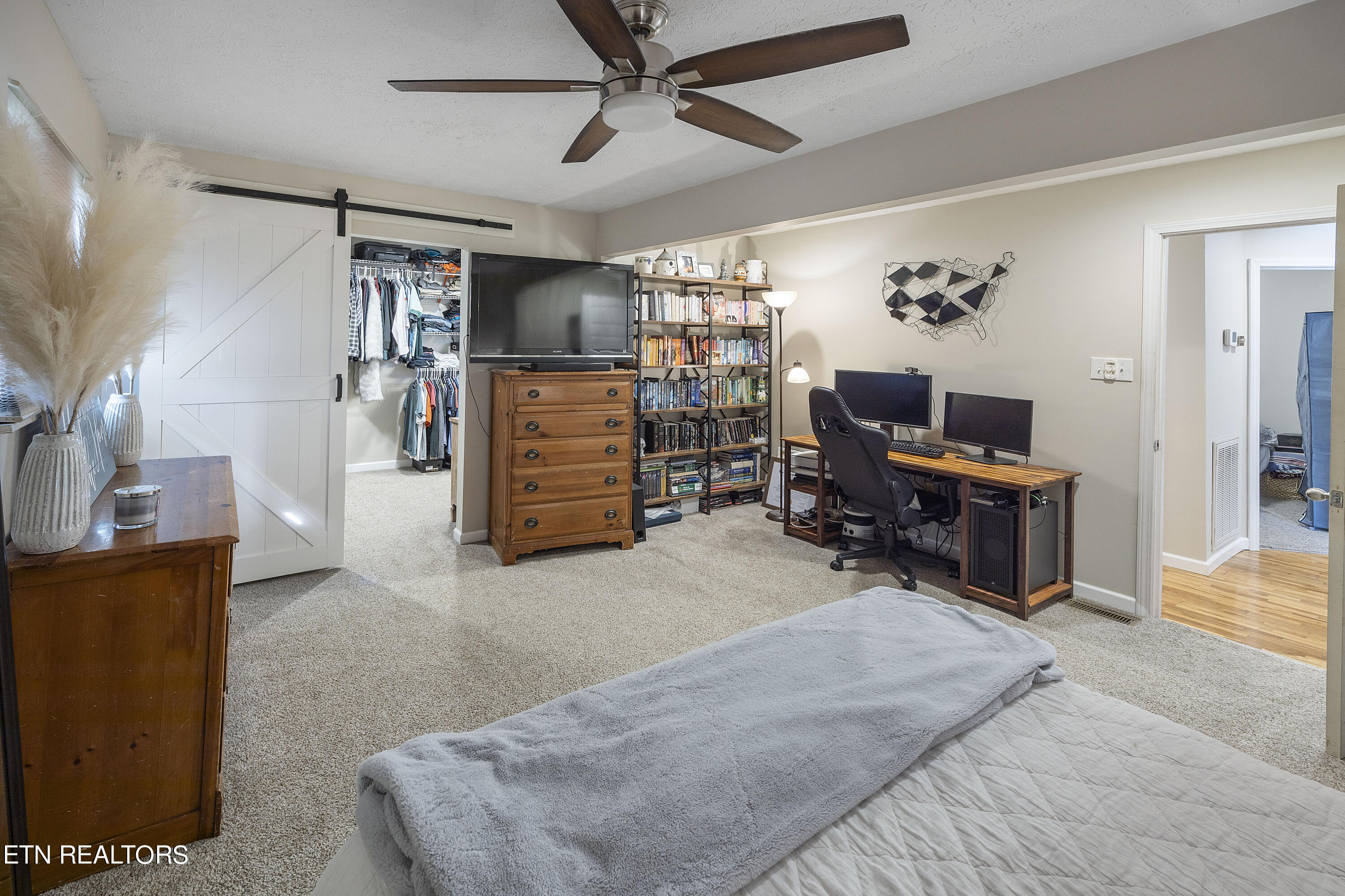 9627 West Emory Road Knoxville, TN 37931 - Photo 14 of 28 Primary Bedroom