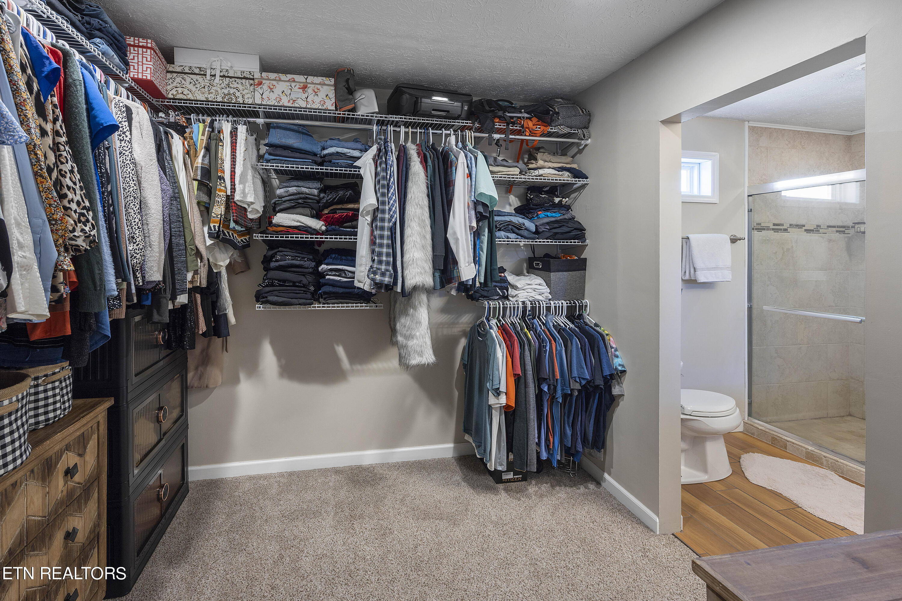 9627 West Emory Road Knoxville, TN 37931 - Photo 16 of 28 Large walk-in closet