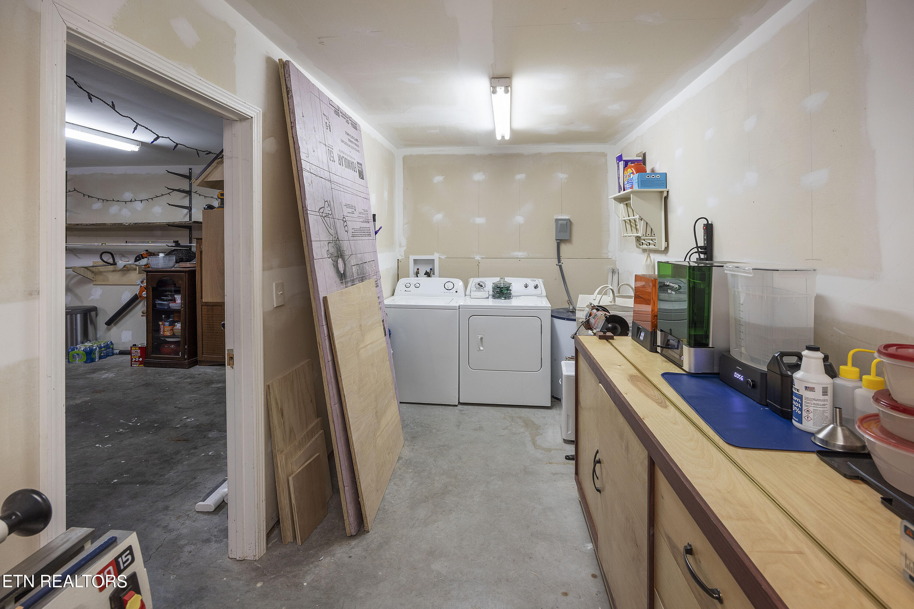 9627 West Emory Road Knoxville, TN 37931 - Photo 24 of 28 Utility/Laundry