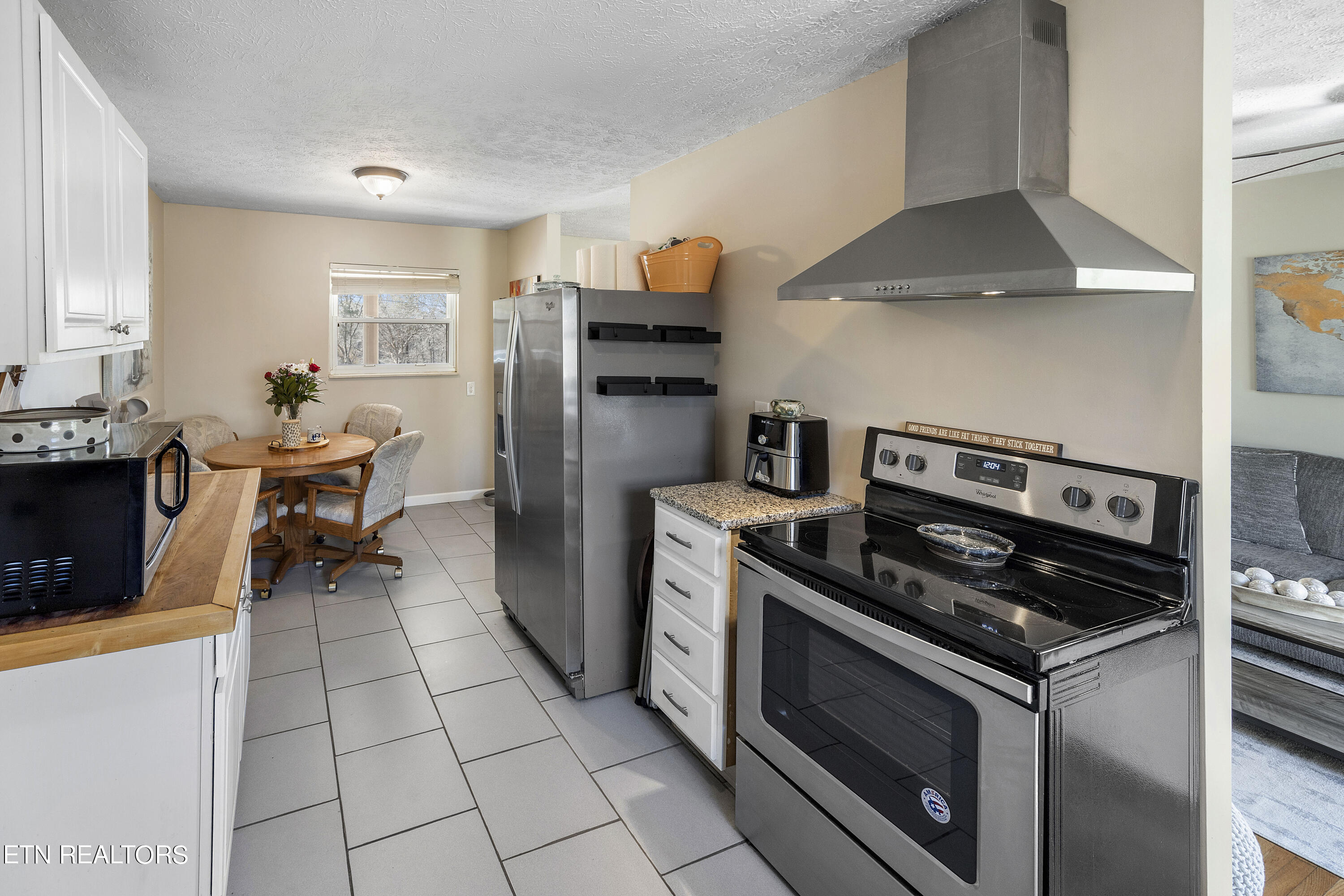 9627 West Emory Road Knoxville, TN 37931 - Photo 9 of 28 Kitchen