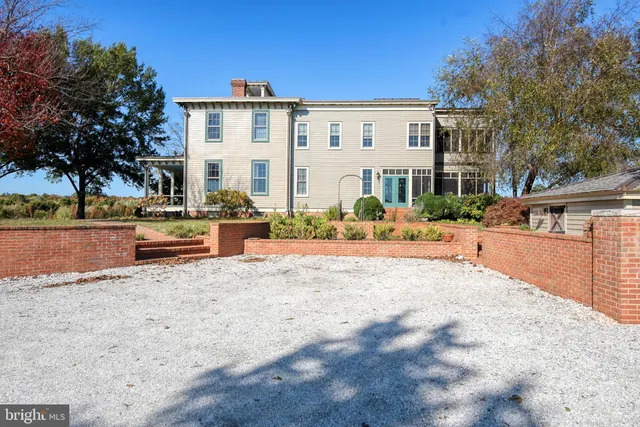 a view of outside with lake view