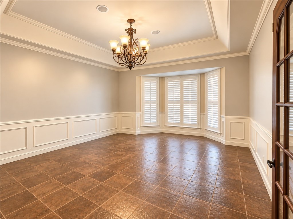 4910 Wooldridge Road Corpus Christi, TX 78413 - Photo 25 of 34 Formal off of main entrance featuring bay window w
