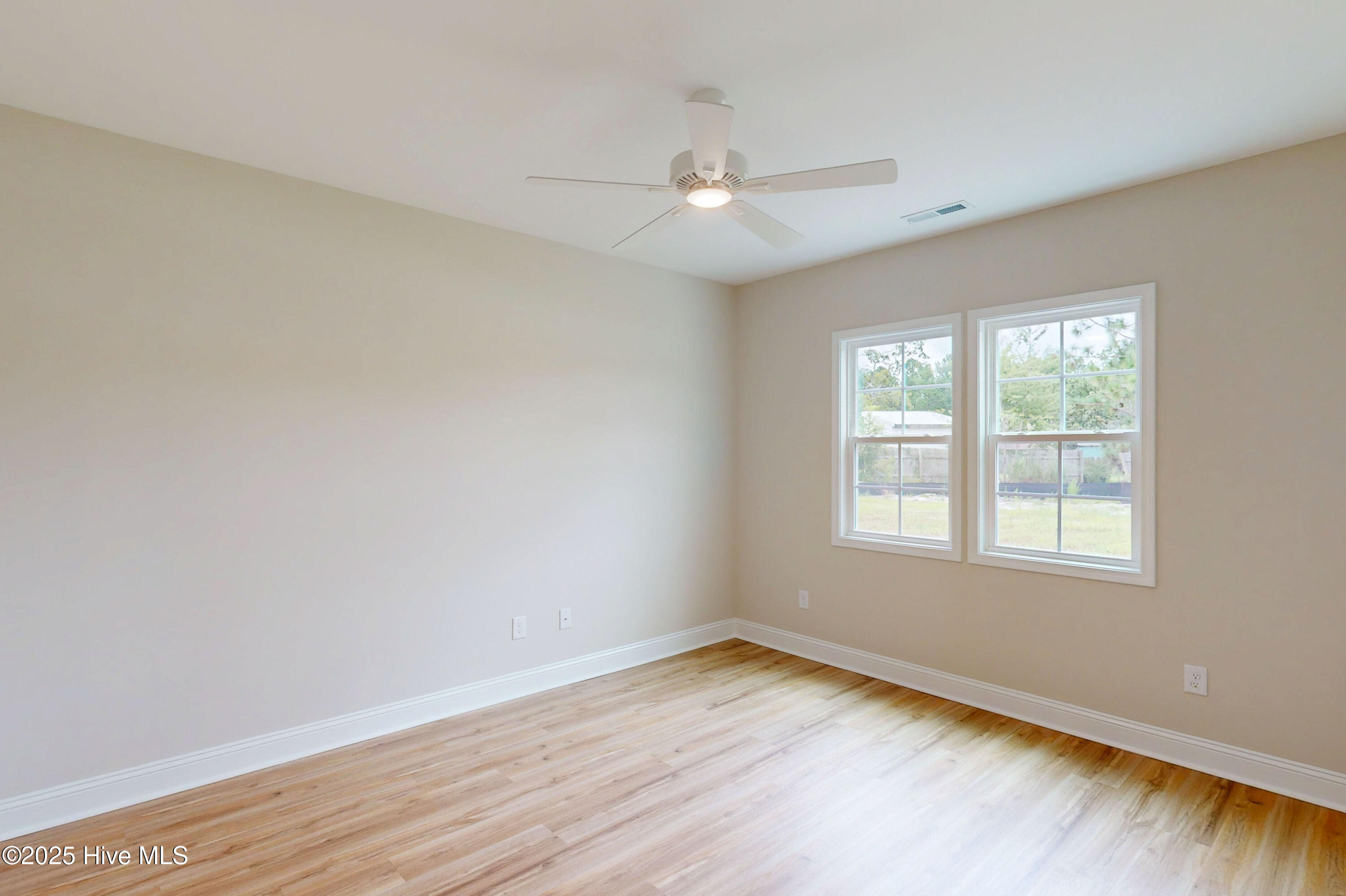 209 Sandpiper Place Holly Ridge, NC 28445 - Photo 12 of 29 209 Sandpiper Place - Interiors - Edited