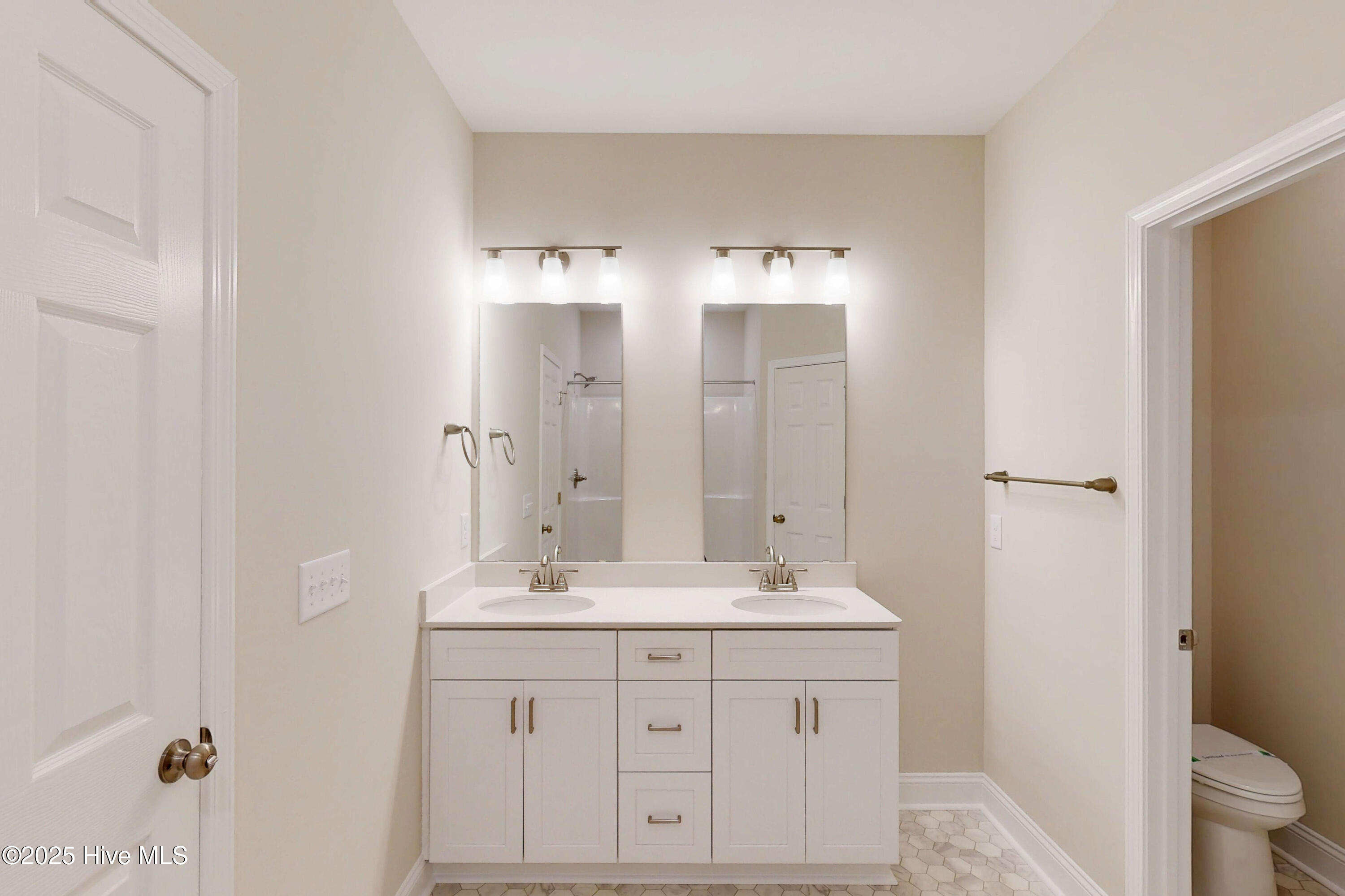 209 Sandpiper Place Holly Ridge, NC 28445 - Photo 13 of 29 209 Sandpiper Place - Interiors - Edited