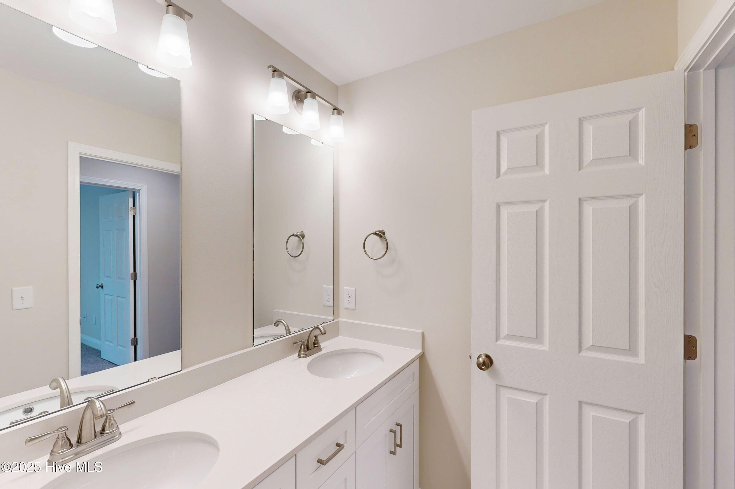 209 Sandpiper Place Holly Ridge, NC 28445 - Photo 20 of 29 209 Sandpiper Place - Interiors - Edited