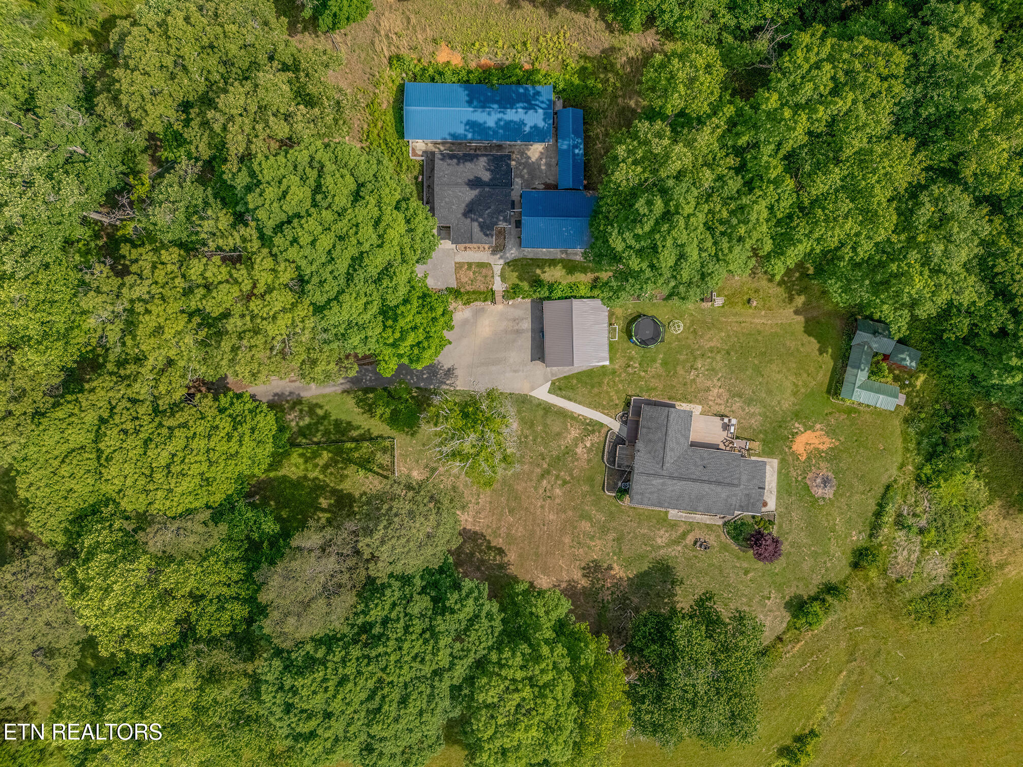 151 Gray Knob Road Kingston, TN 37763 - Photo 3 of 60 A7307565-HDR