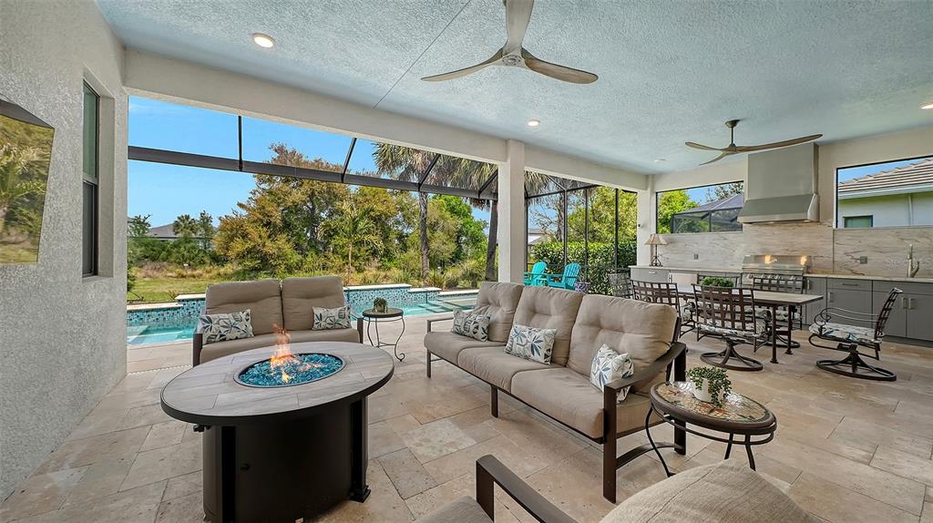 5018 Surfside Circle Lakewood Ranch, FL 34211 - Photo 4 of 76