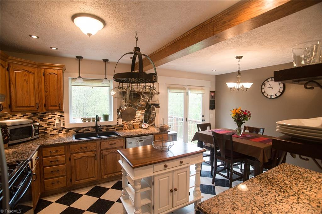 201 Foxdale Road King, NC 27021 - Photo 14 of 20