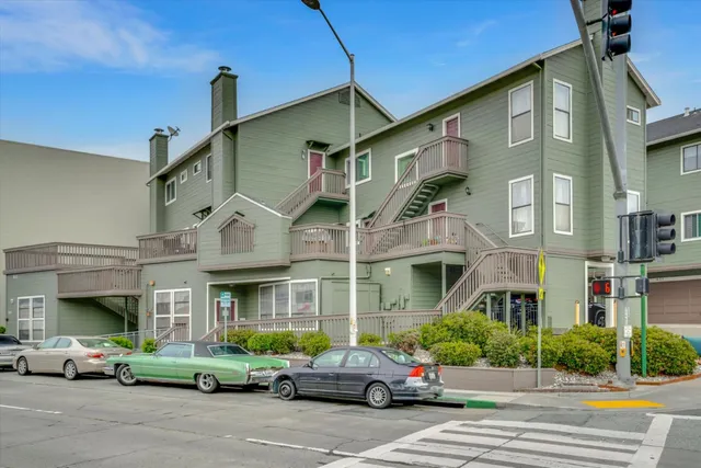 $999,999 | 7625 Mission Street, Daly City, CA 94014