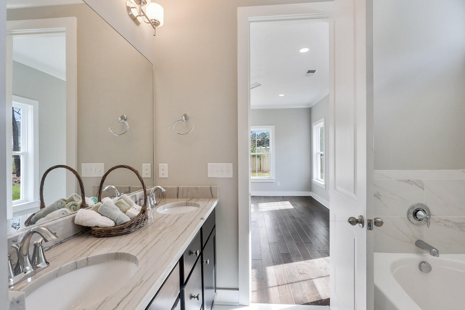 1809 Rifle Range Road Mount Pleasant, SC 29464 - Photo 10 of 46 Master Suite Down Bathroom