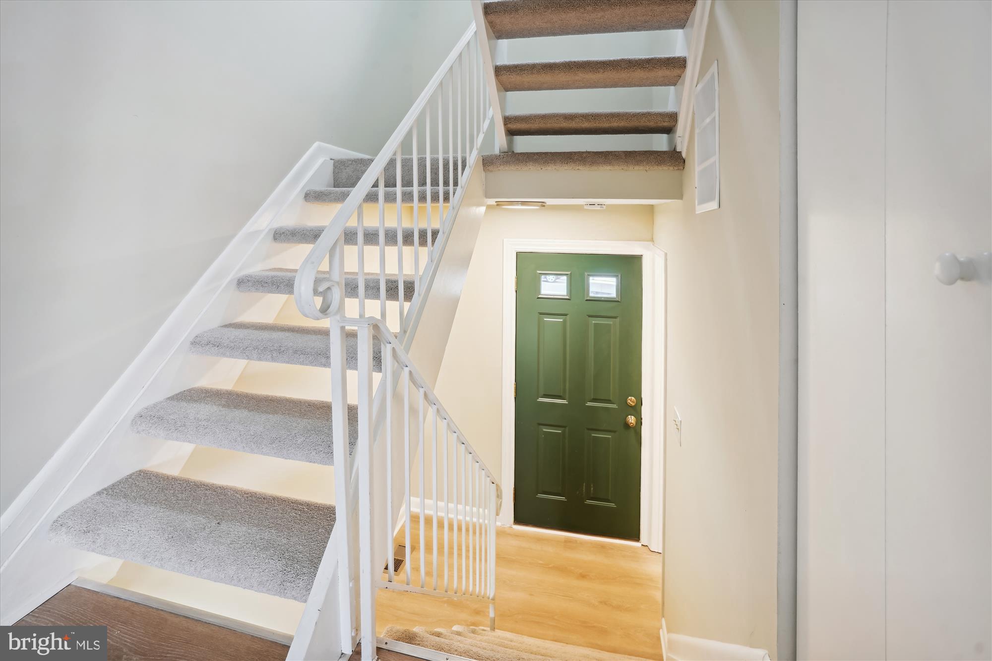 7409 Whernside Street Lorton, VA 22079 - Photo 2 of 34