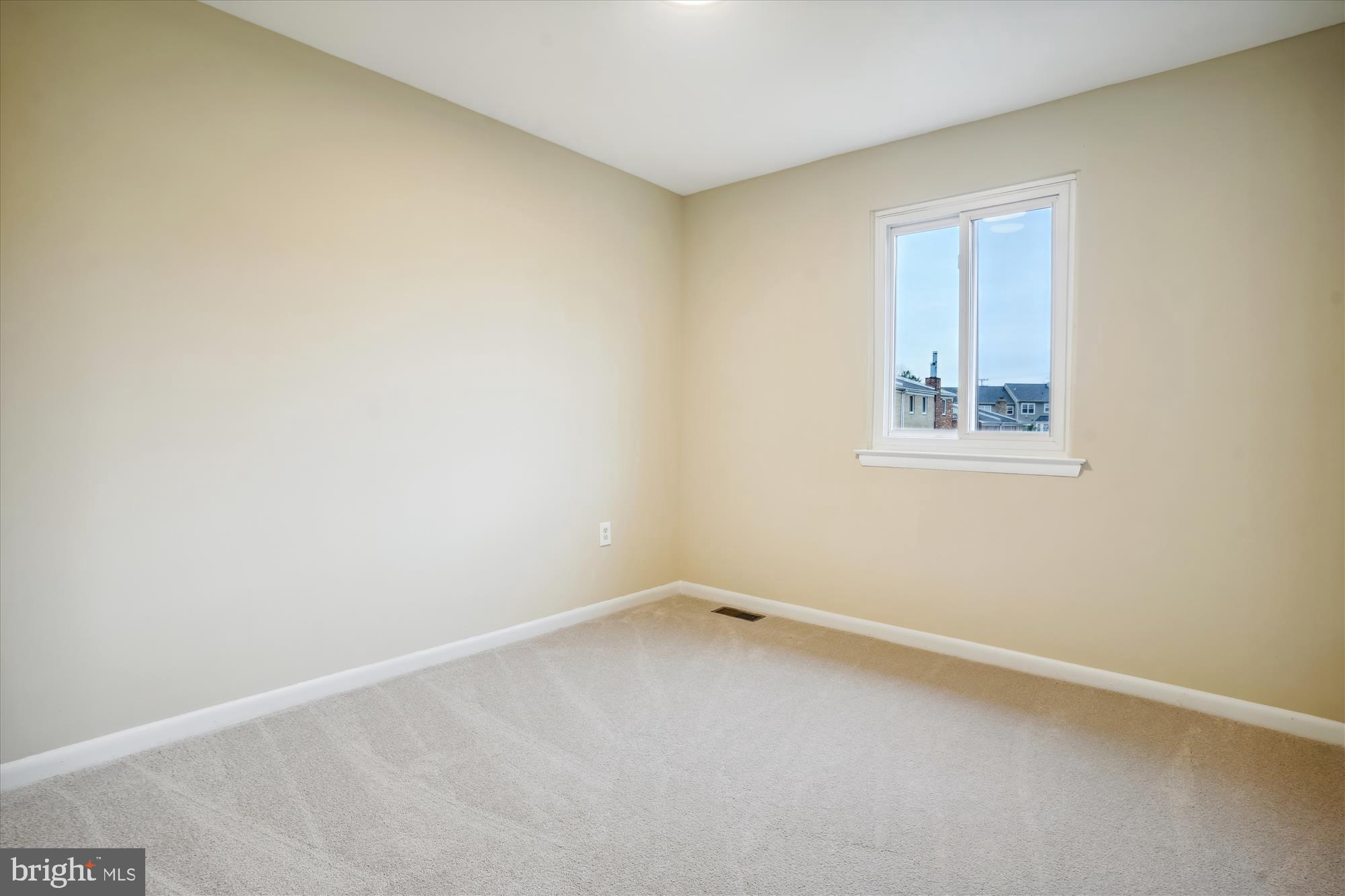 7409 Whernside Street Lorton, VA 22079 - Photo 27 of 34