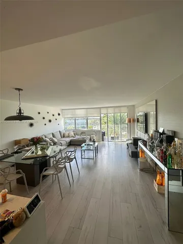 $270,000 | 2150 Sans Souci Boulevard, Unit A310, North Miami, FL 33181