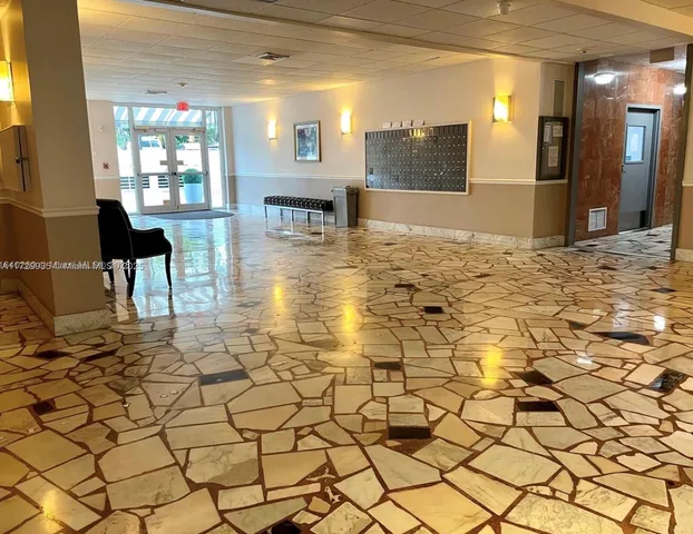 $270,000 | 2150 Sans Souci Boulevard, Unit A310, North Miami, FL 33181