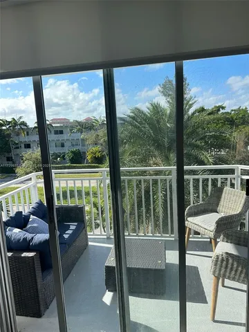 $270,000 | 2150 Sans Souci Boulevard, Unit A310, North Miami, FL 33181