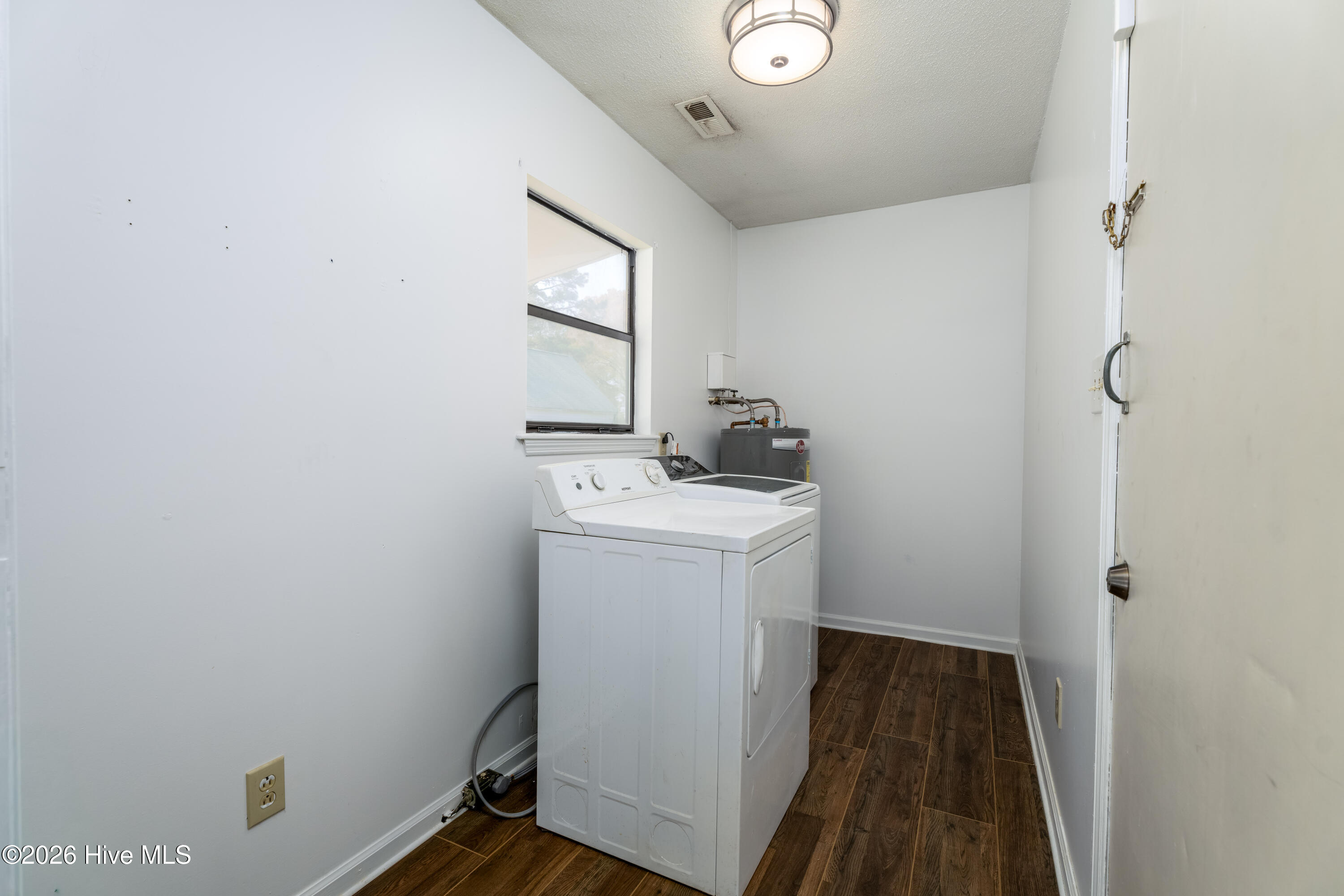 1212 Wolf Swamp Road Jacksonville, NC 28546 - Photo 10 of 28 1212 Wolf Swamp Road-8