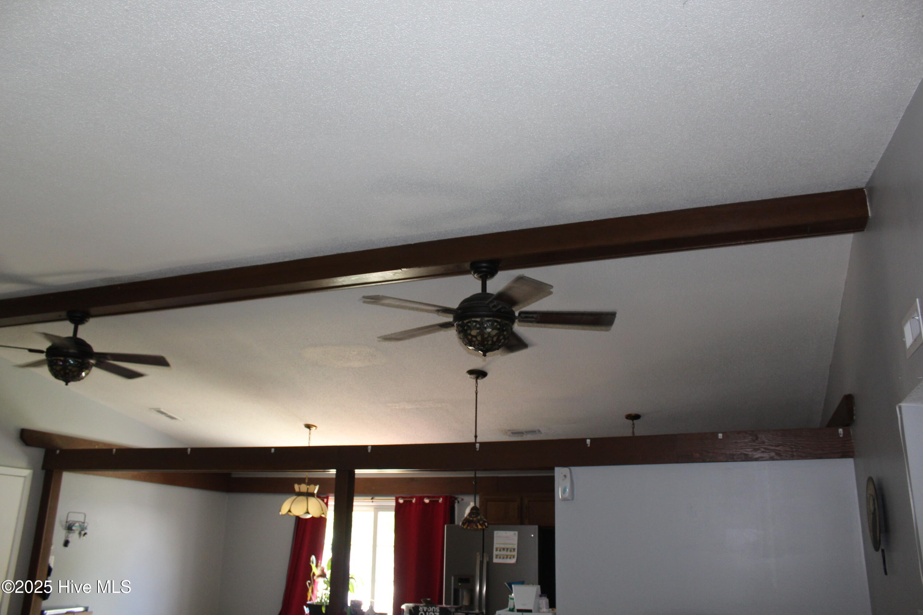 102 Shipman Road Havelock, NC 28532 - Photo 5 of 17 beams in Living room