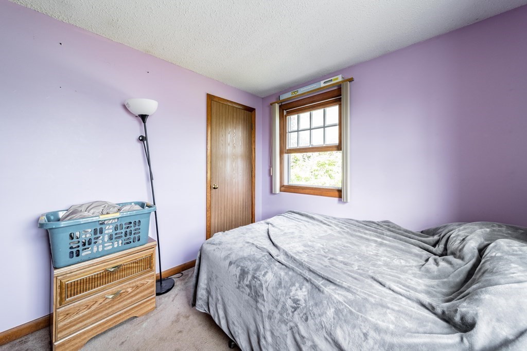 60-62 Kamuda Street Springfield, MA 01151 - Photo 26 of 32 Gallery Image 26
