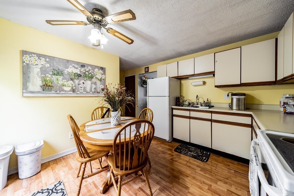 60-62 Kamuda Street Springfield, MA 01151 - Photo 6 of 32 Gallery Image 6