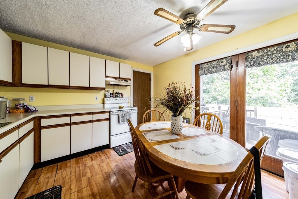 60-62 Kamuda Street Springfield, MA 01151 - Photo 7 of 32 Gallery Image 7