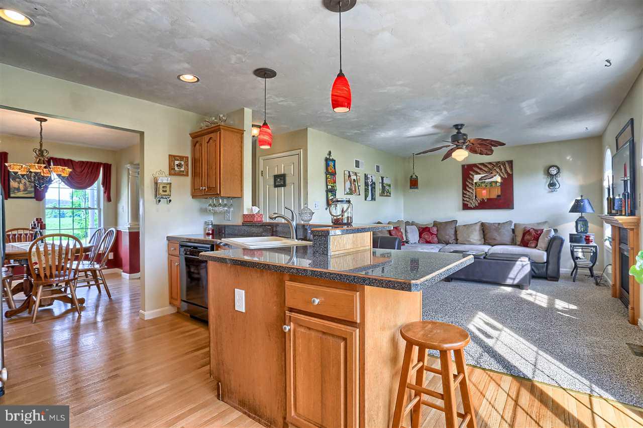 109 Pine Road Abbottstown, PA 17301 - Photo 12 of 36 Gallery Image 12