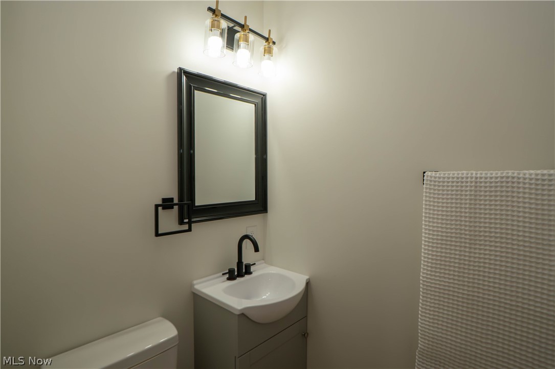 3666 Duffield Road Kent, OH 44240 - Photo 23 of 31 Half Bath/Laundry
