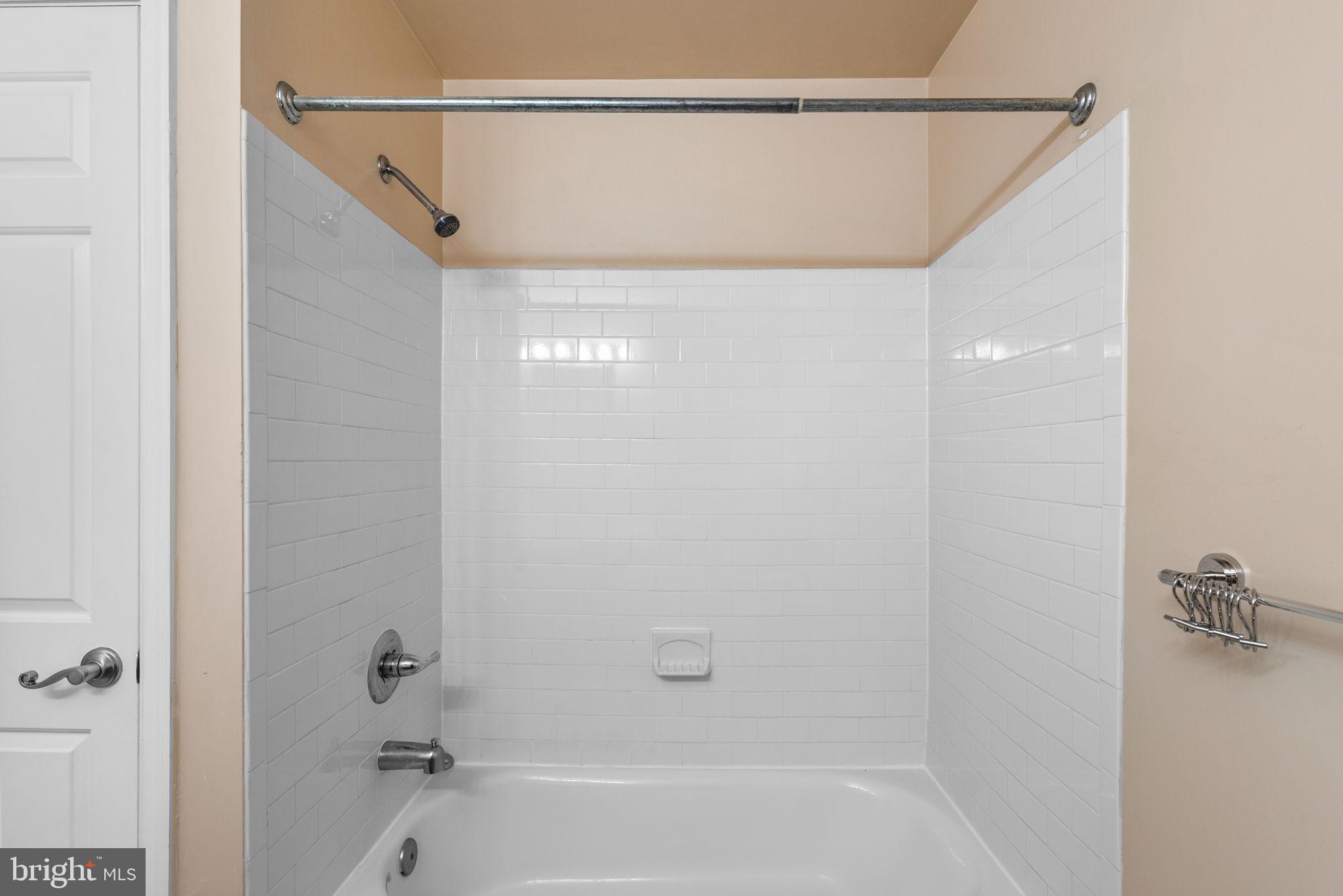 6367 Saddle Drive Columbia, MD 21045 - Photo 30 of 49 Bathroom 2