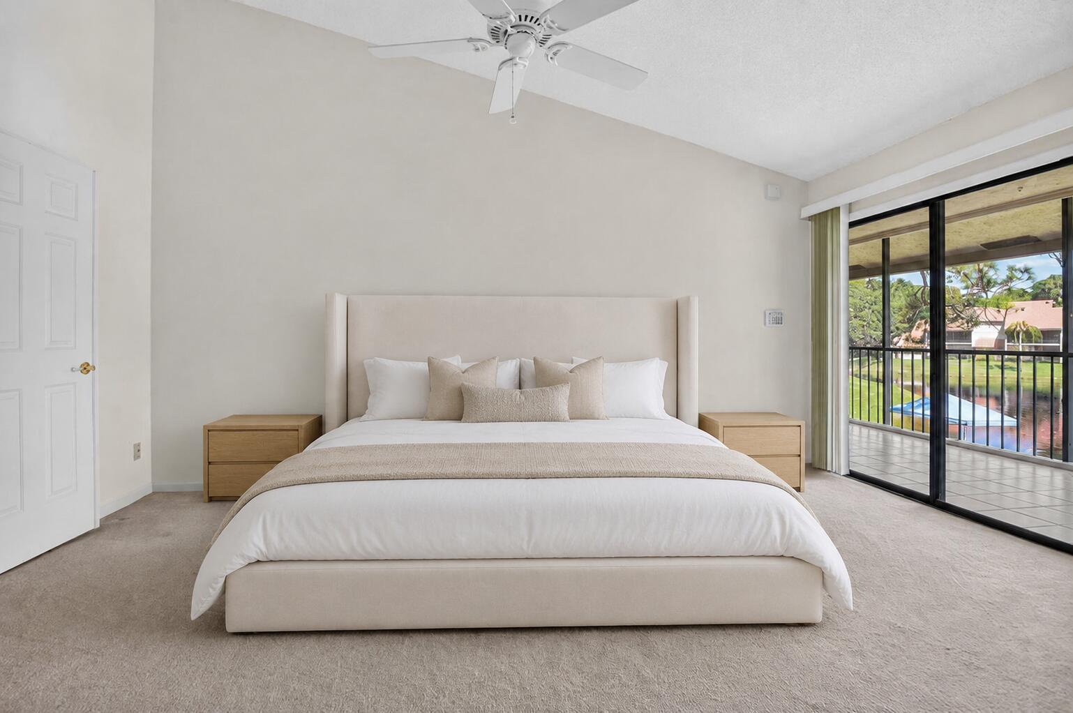 5751 Coach House Circle, Unit E Boca Raton, FL 33486 - Photo 11 of 37 PRIMARY