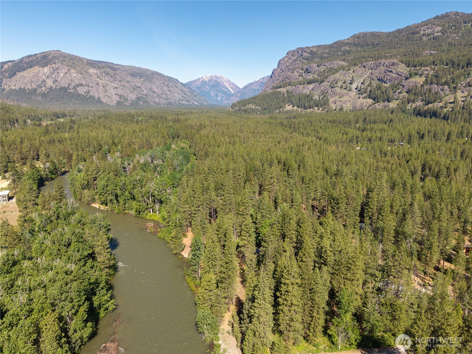 3 Mazama Bridge Road Mazama, WA 98833 - Photo 17 of 29 a view of lake and mountain