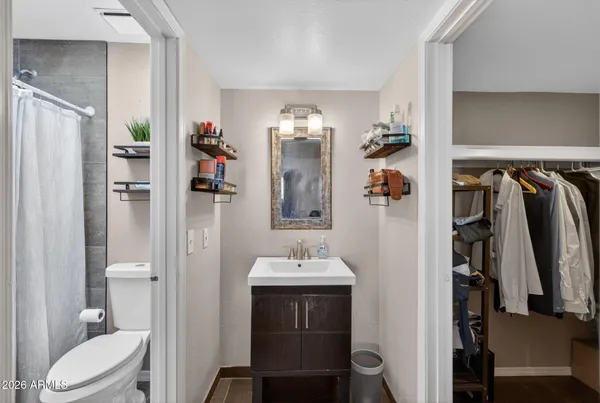 $275,000 | 850 South River Drive, Unit 2020, Tempe, AZ 85281