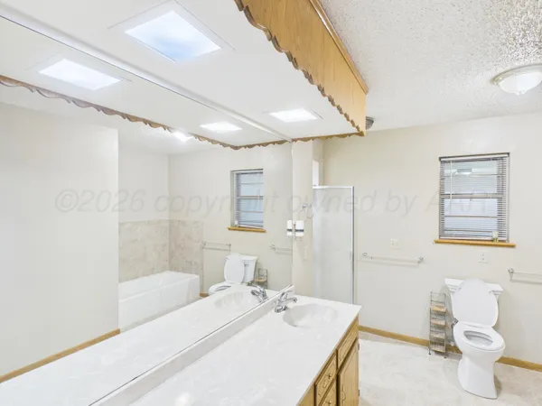 $338,900 | 717 Phillips Drive, Dumas, TX 79029