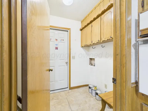 $338,900 | 717 Phillips Drive, Dumas, TX 79029