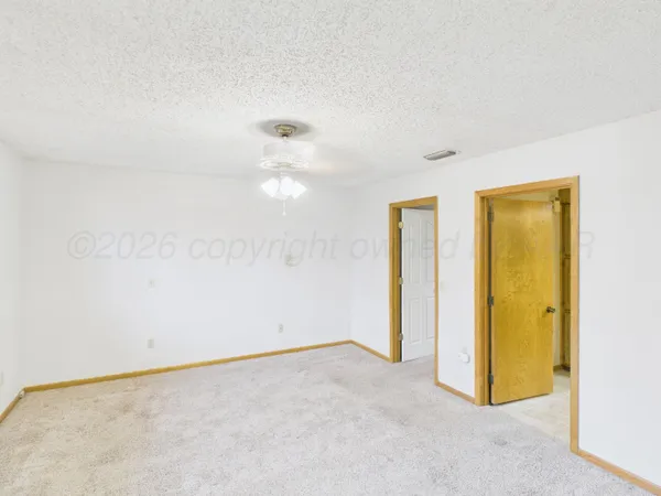 $338,900 | 717 Phillips Drive, Dumas, TX 79029