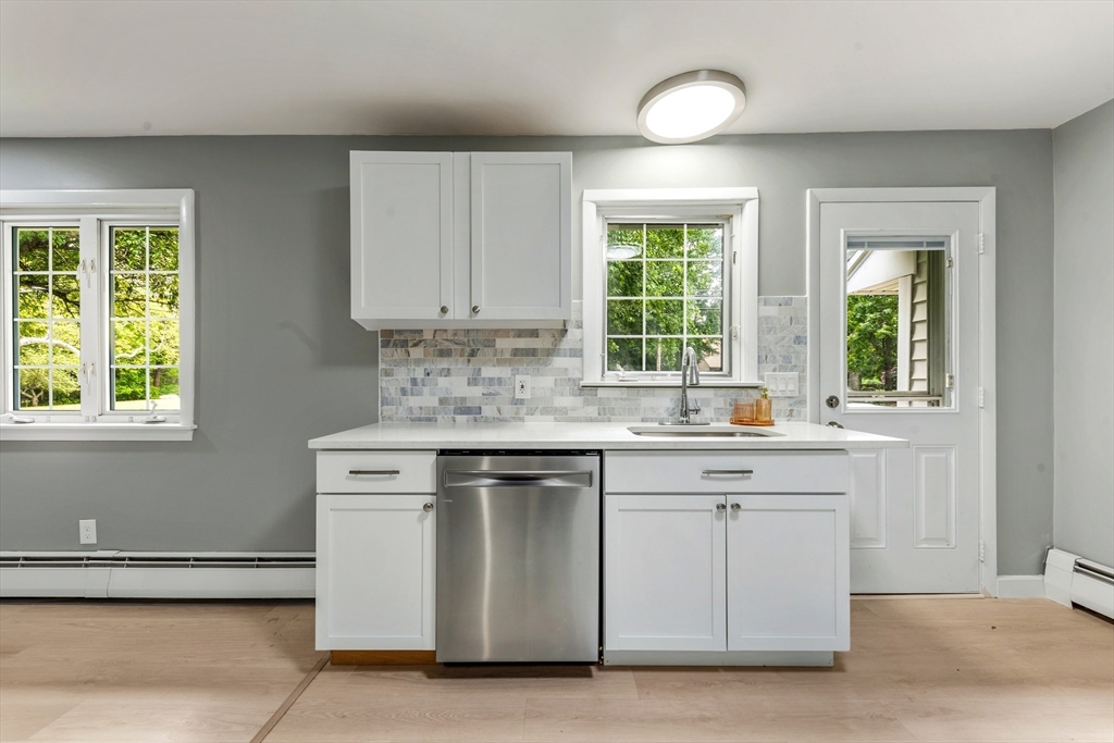 178 Judson Street Raynham, MA 02767 - Photo 9 of 40