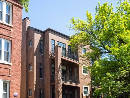$659,000 | 1615 North Claremont Avenue, Unit 3S, Chicago, IL 60647