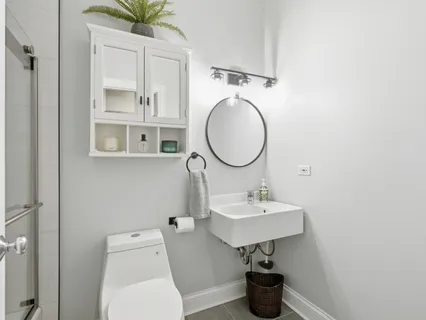 $659,000 | 1615 North Claremont Avenue, Unit 3S, Chicago, IL 60647