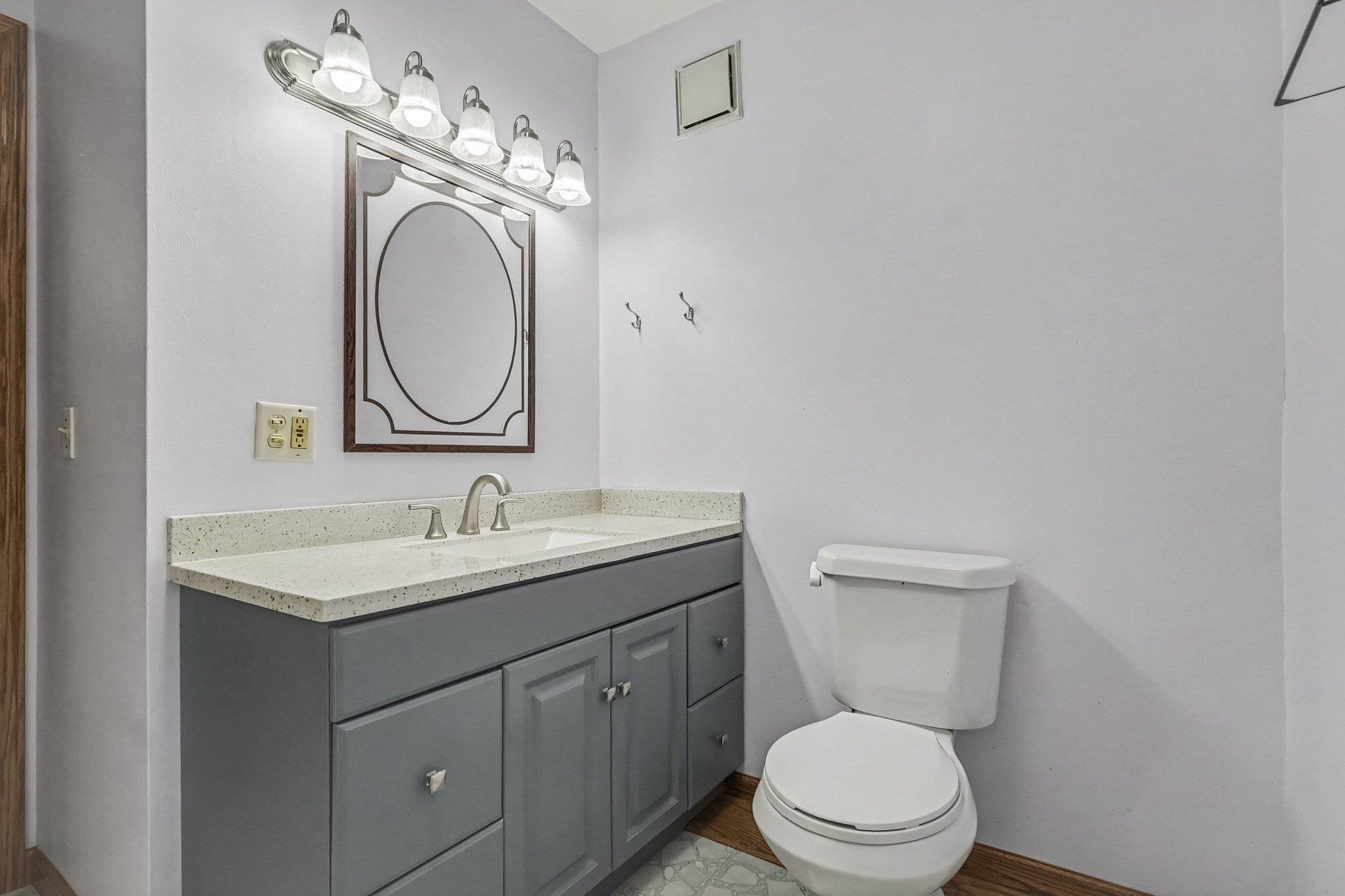 355 North Shepherd Road Mount Pleasant, MI 48858 - Photo 10 of 27 1951098-12e4275a-21a8-49a1-9019-887fb69efc3d.JPG