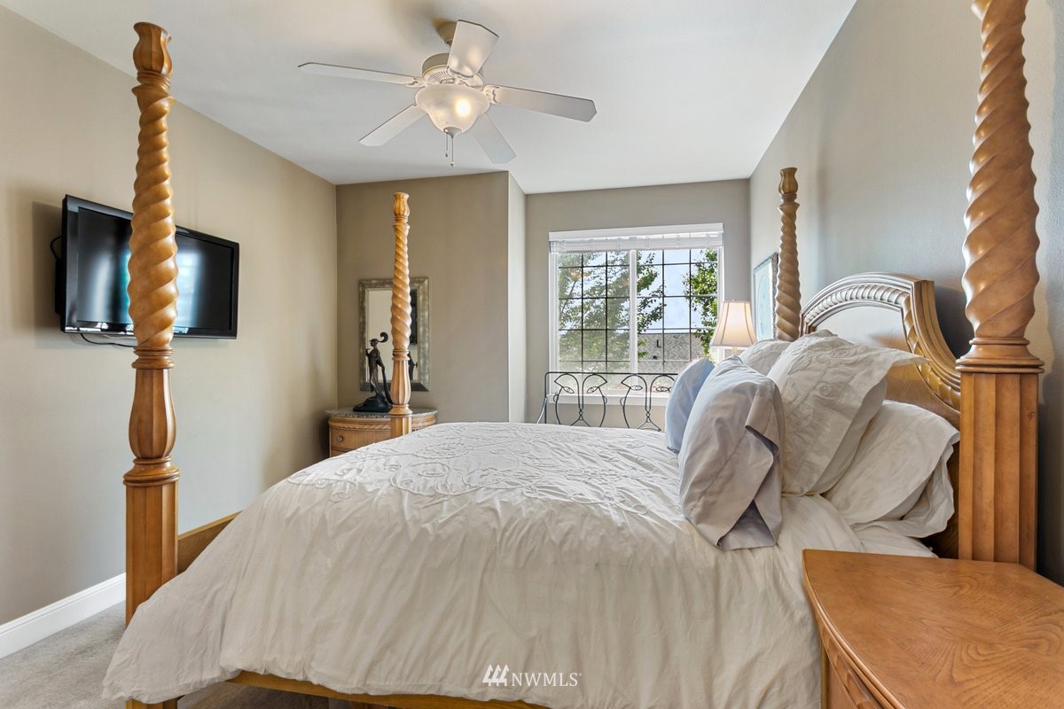 4911 Morris Avenue South, Unit QQ201 Renton, WA 98055 - Photo 8 of 25 Gallery Image 8