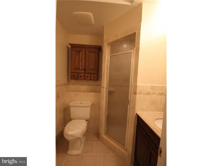 3755 West Country Club Road Philadelphia, PA 19131 - Photo 11 of 23 Gallery Image 11
