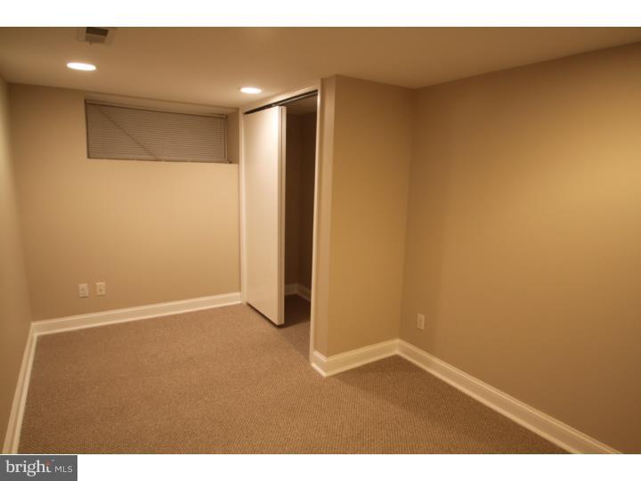 3755 West Country Club Road Philadelphia, PA 19131 - Photo 16 of 23 Gallery Image 16