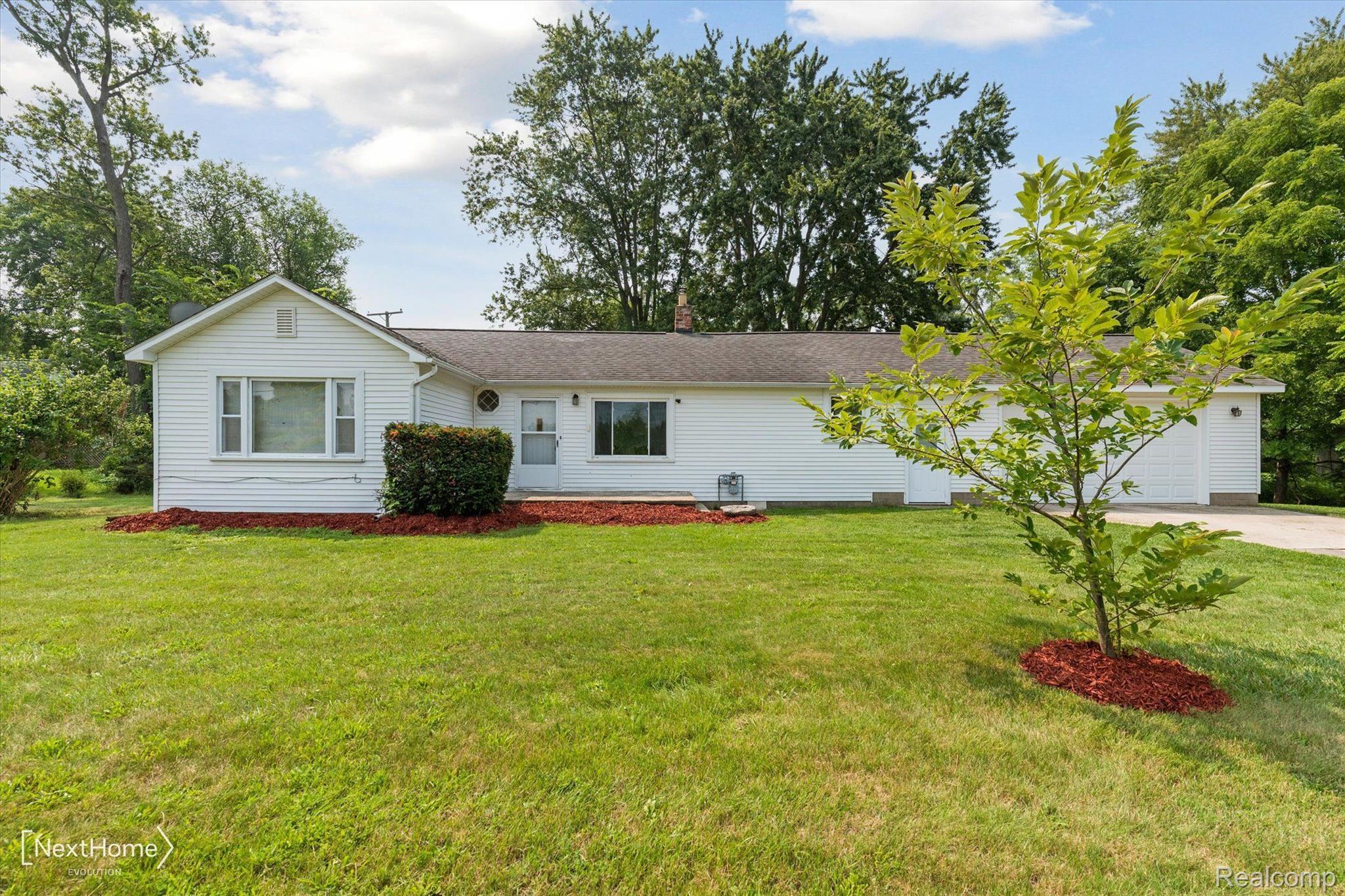 45477 Bemis Road Belleville, MI 48111 - Photo 1 of 28 Welcome to 45477 Bemis Rd!