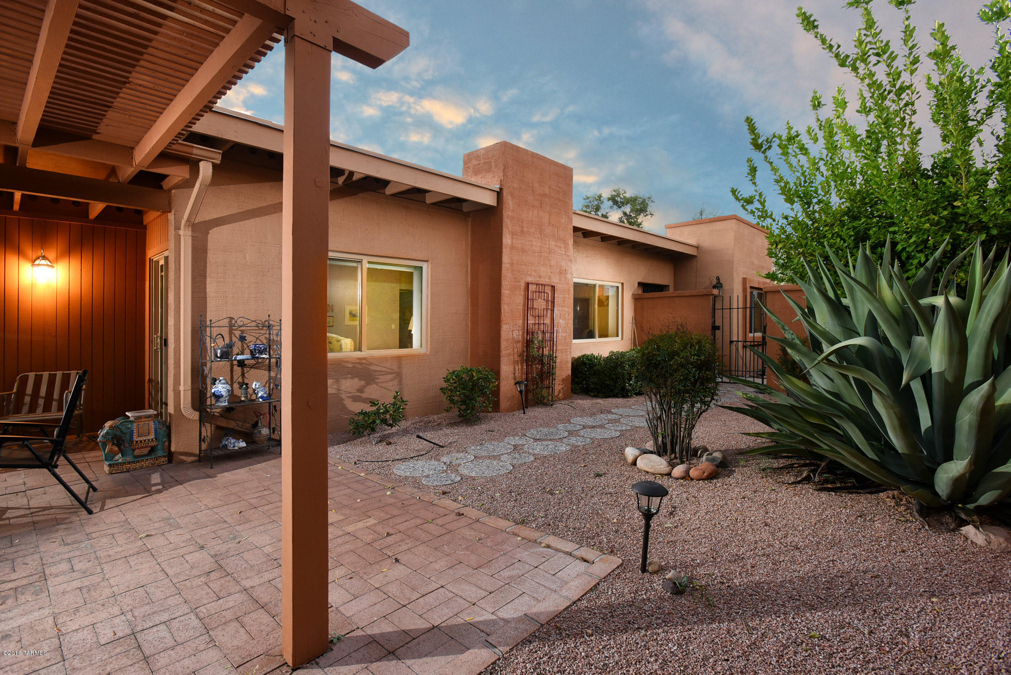 4818 East Water Street Tucson, AZ 85712 - Photo 10 of 27 Gallery Image 10