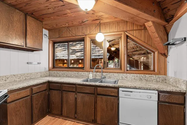 $549,950 | 33946 Leland Meadow Road, Pinecrest, CA 95364